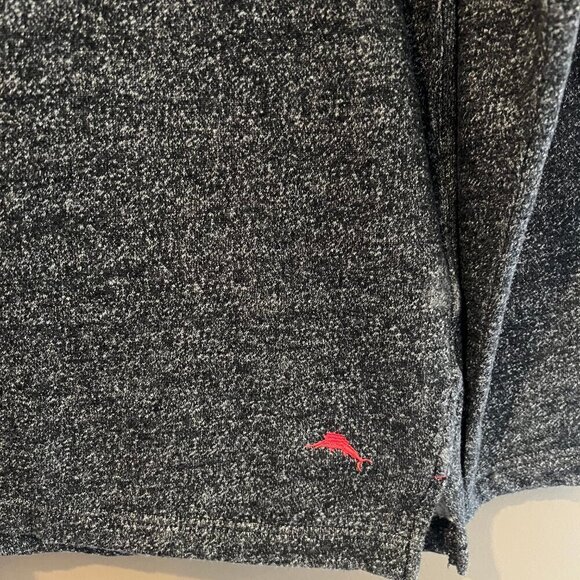 Tommy Bahama Dark Gray Lightweight Heather Sweater, Size Medium - Picture 2 of 9
